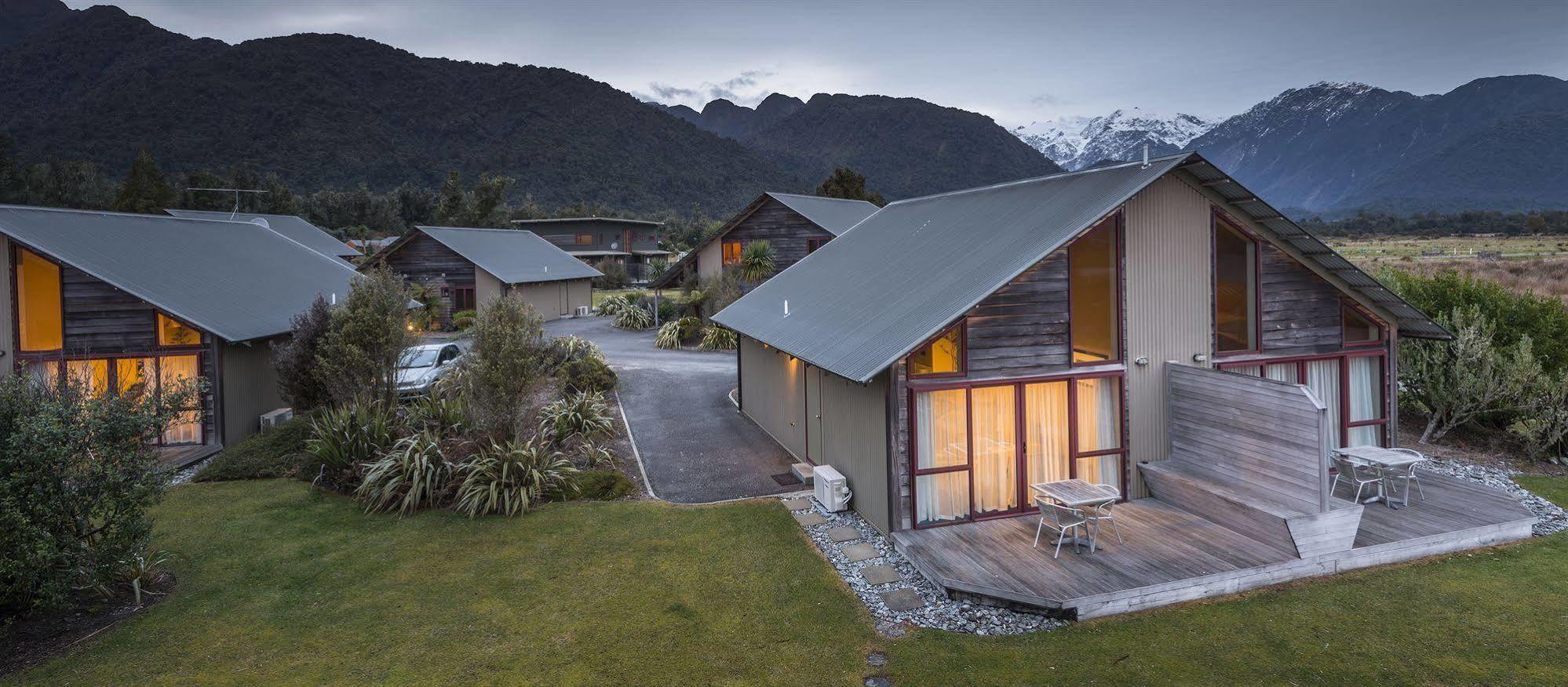 Glenfern Villas Franz Josef Bagian luar foto